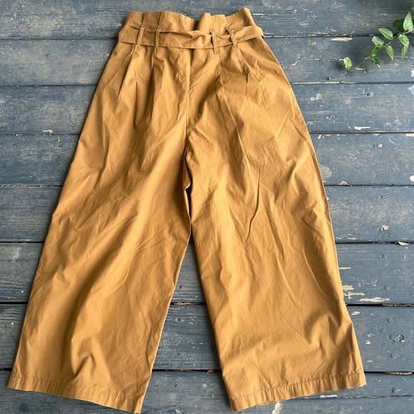 Kimchi Blue Simone Paperbag Pants Women's Size 8 Brown Pockets Wide Leg Cropped - Picture 9 of 12